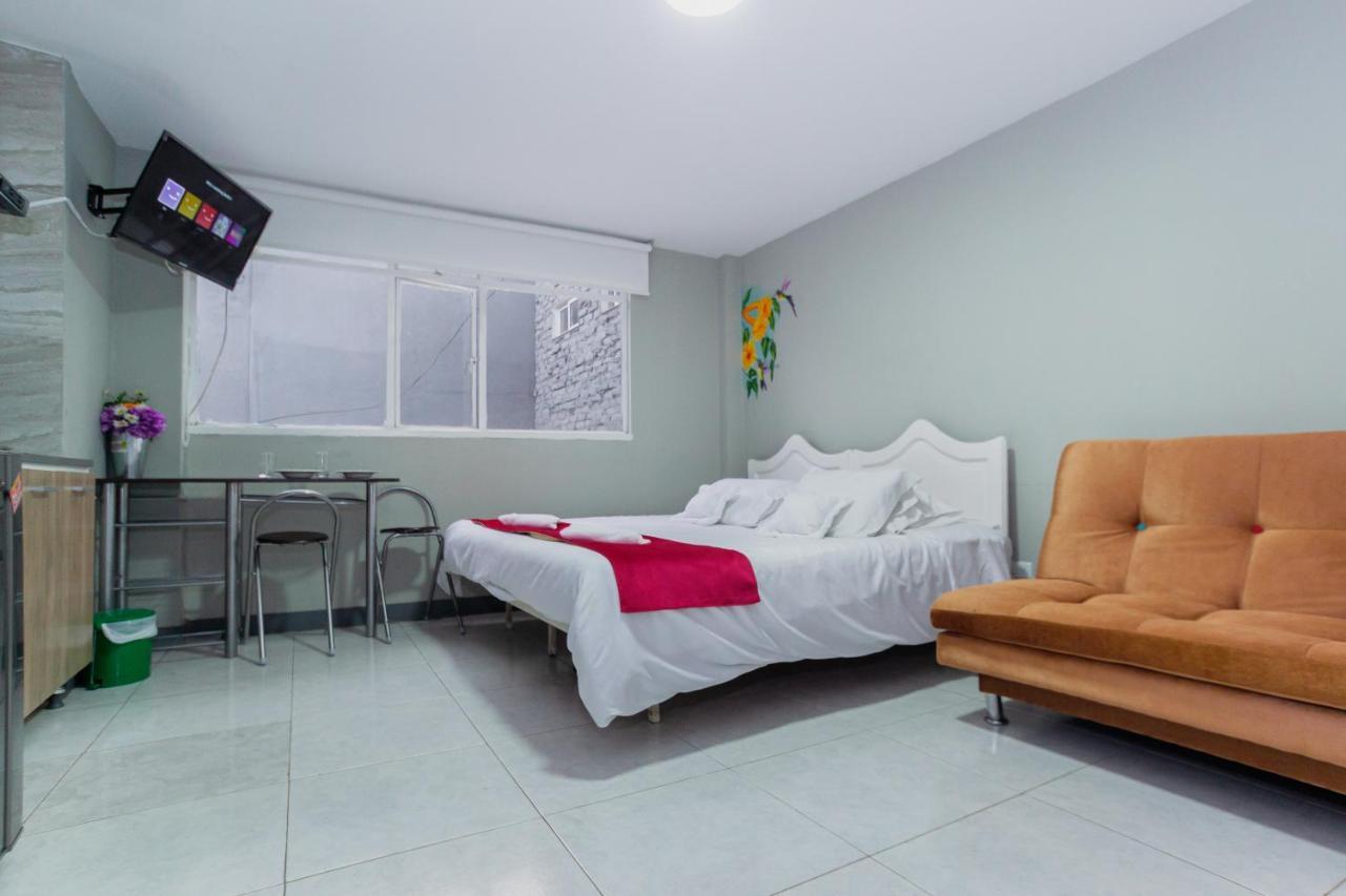 Apartasuites & Hotel Bogota Teusaquillo ภายนอก รูปภาพ