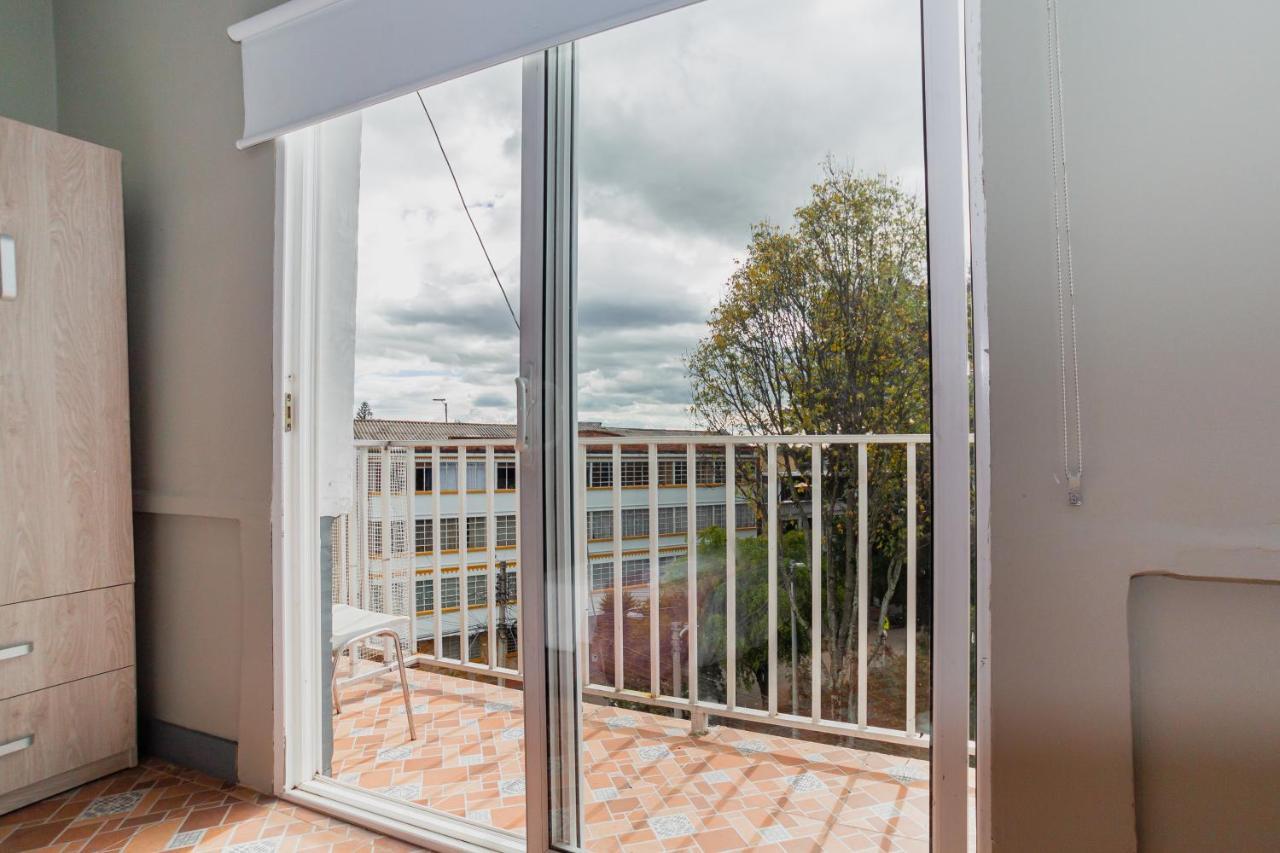 Apartasuites & Hotel Bogota Teusaquillo ภายนอก รูปภาพ