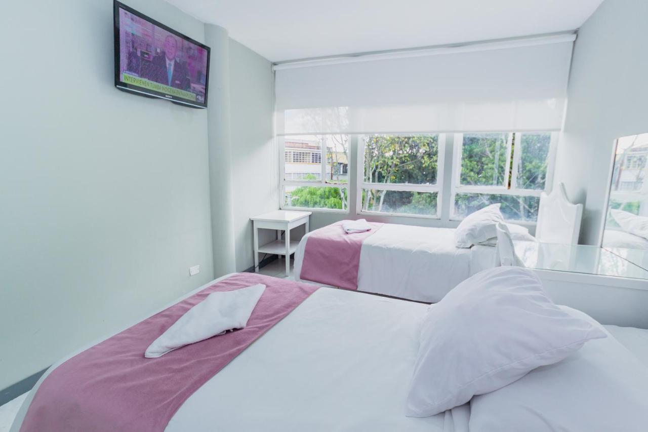 Apartasuites & Hotel Bogota Teusaquillo ภายนอก รูปภาพ