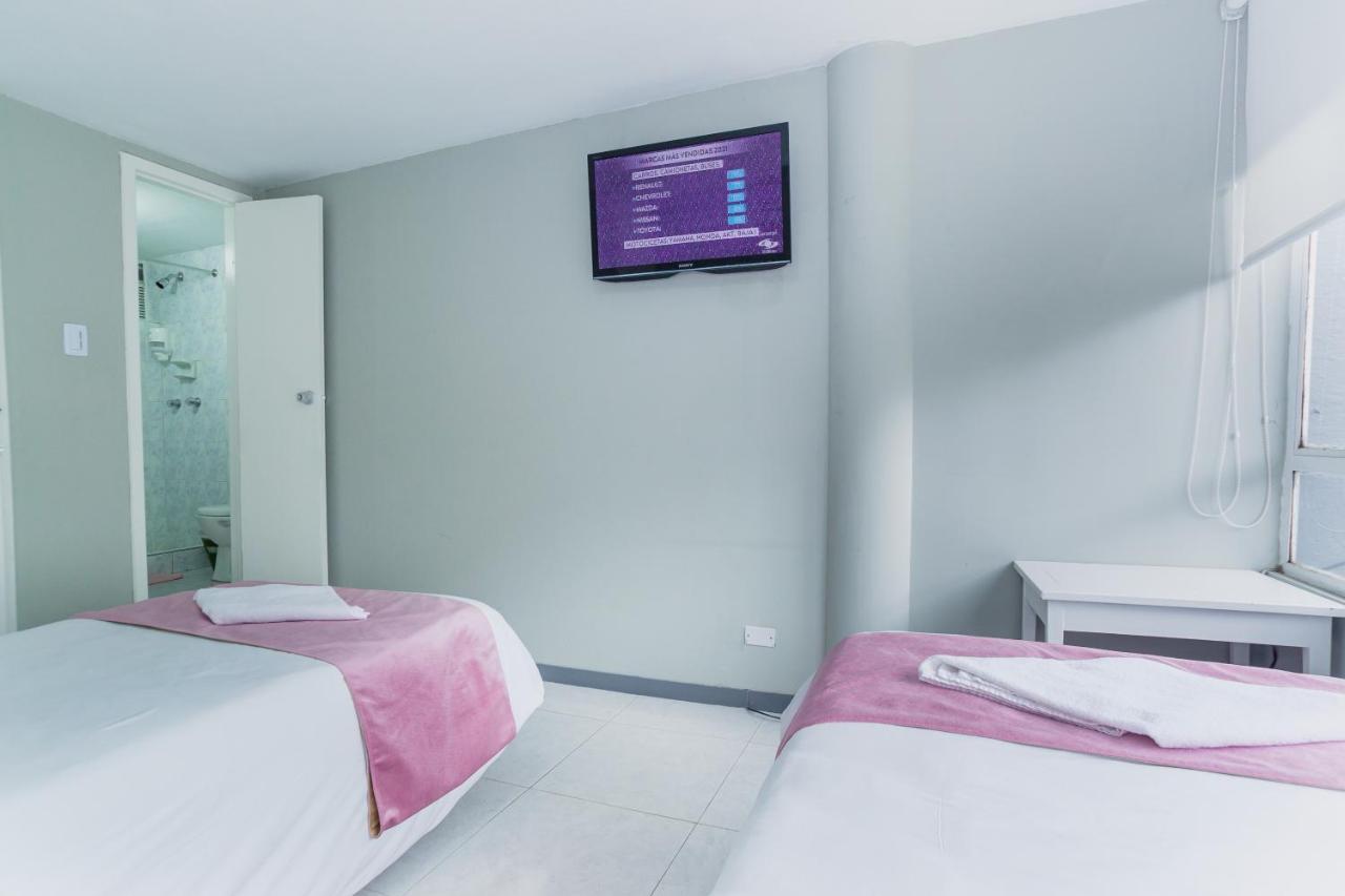 Apartasuites & Hotel Bogota Teusaquillo ภายนอก รูปภาพ