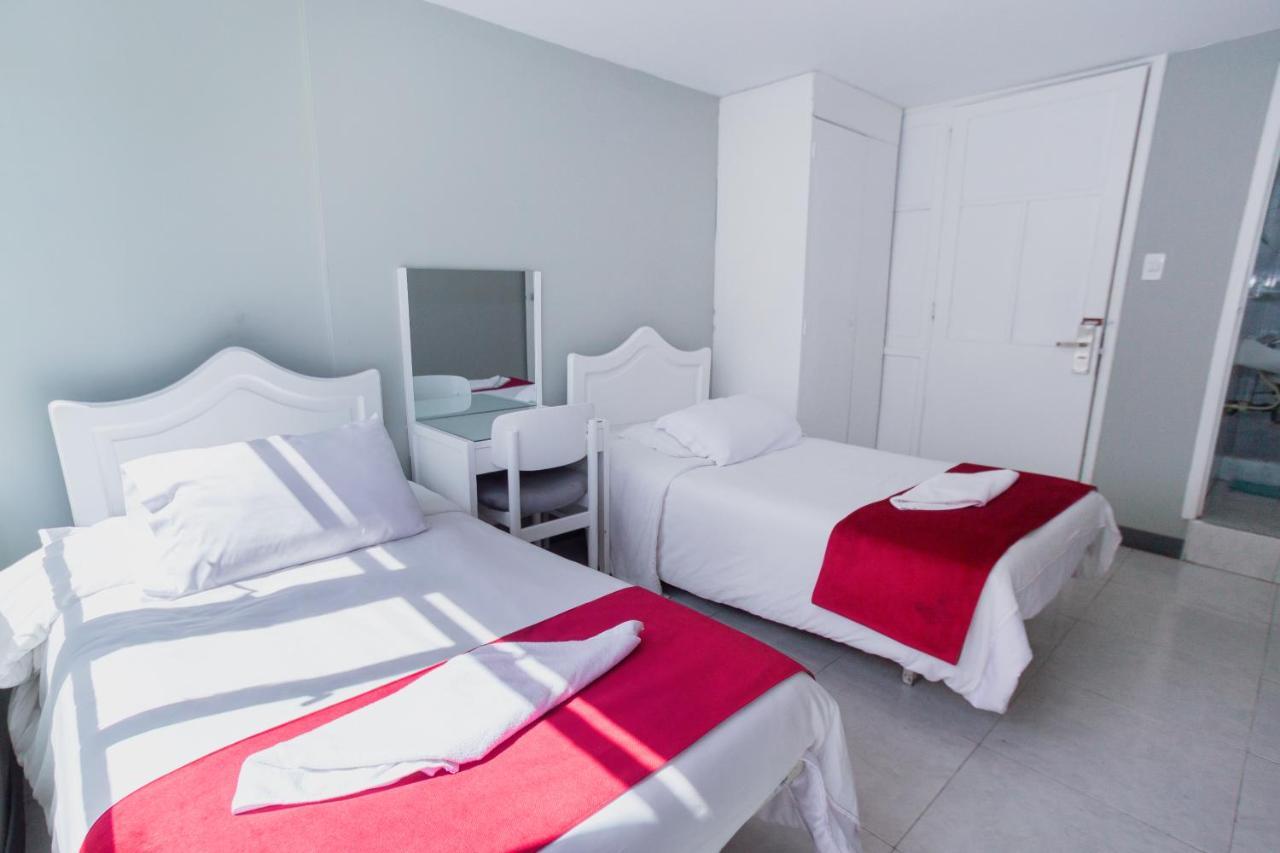 Apartasuites & Hotel Bogota Teusaquillo ภายนอก รูปภาพ