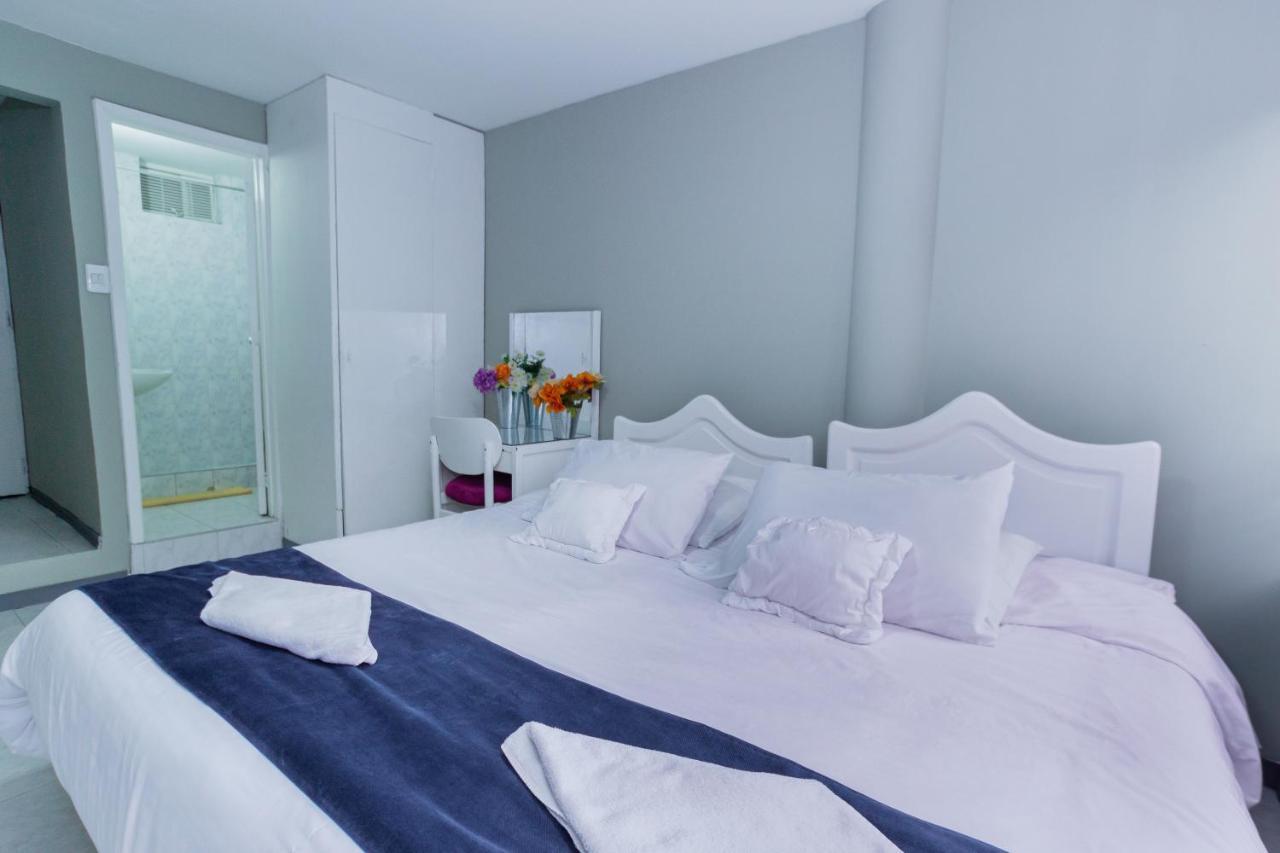 Apartasuites & Hotel Bogota Teusaquillo ภายนอก รูปภาพ